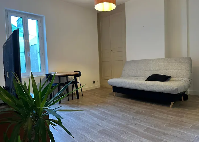 Quiet T2 Downtown Overlooking Castle Διαμέρισμα Saumur